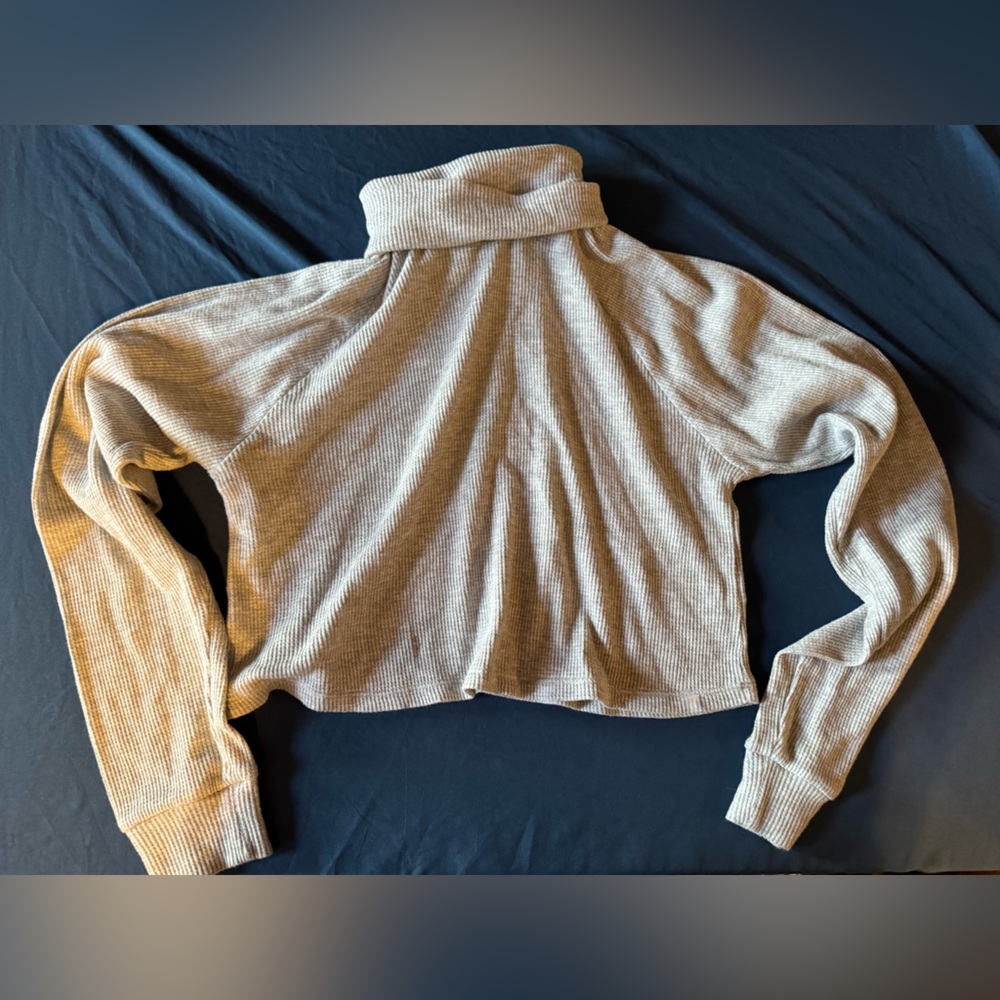 PacSun Cream Turtleneck Sweater Plush Comfort